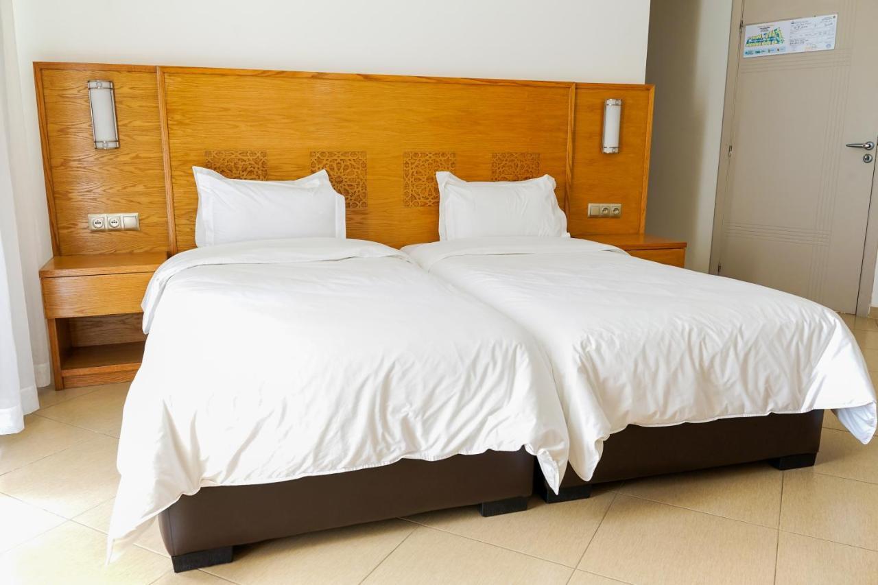 Hotel El Djenina Tanger Kültér fotó