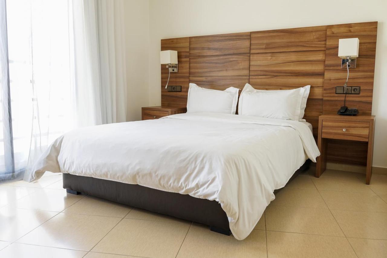 Hotel El Djenina Tanger Kültér fotó