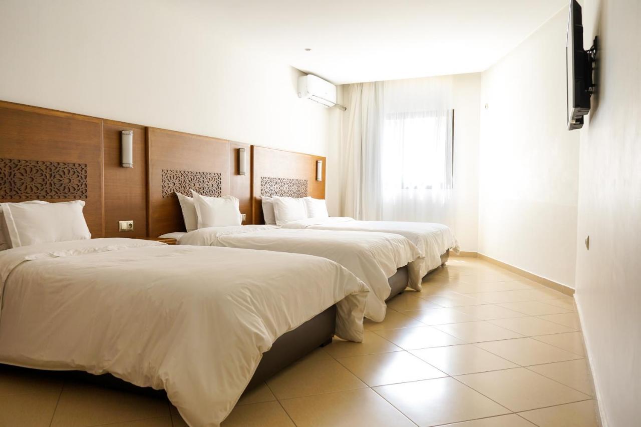 Hotel El Djenina Tanger Kültér fotó