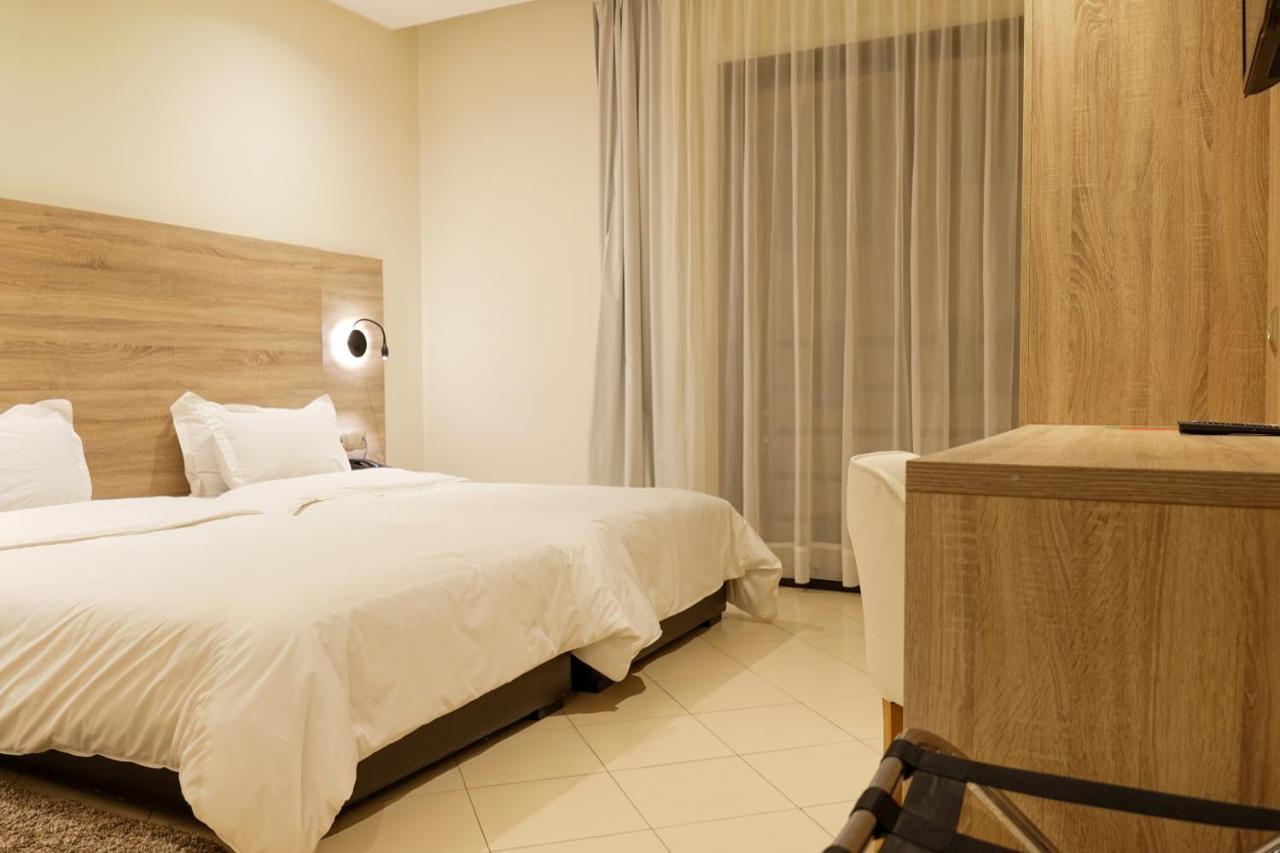 Hotel El Djenina Tanger Kültér fotó