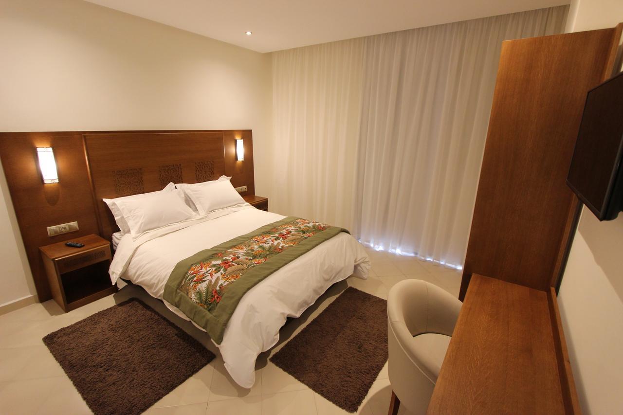 Hotel El Djenina Tanger Kültér fotó